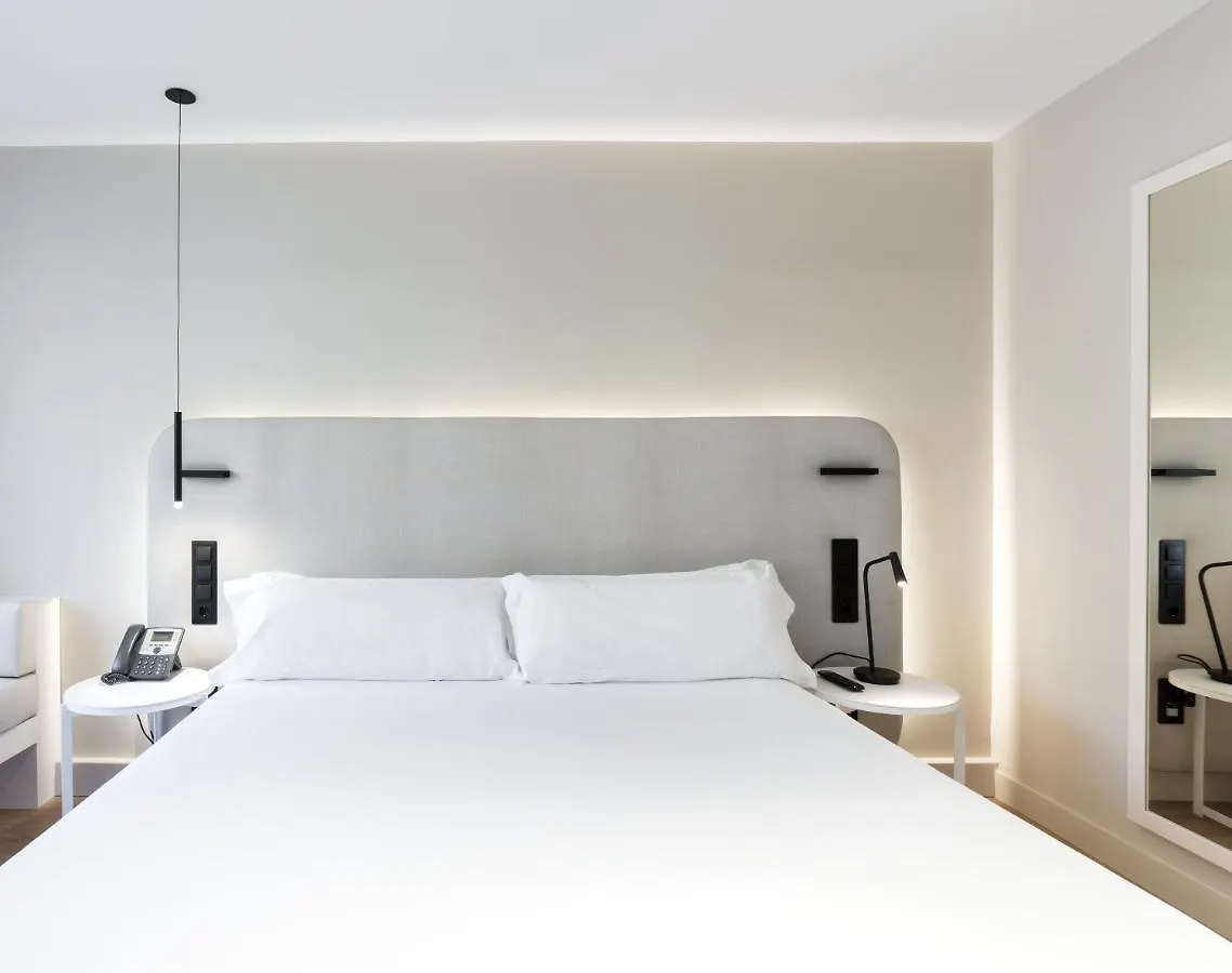 Royal Ramblas Barcellona 4*,