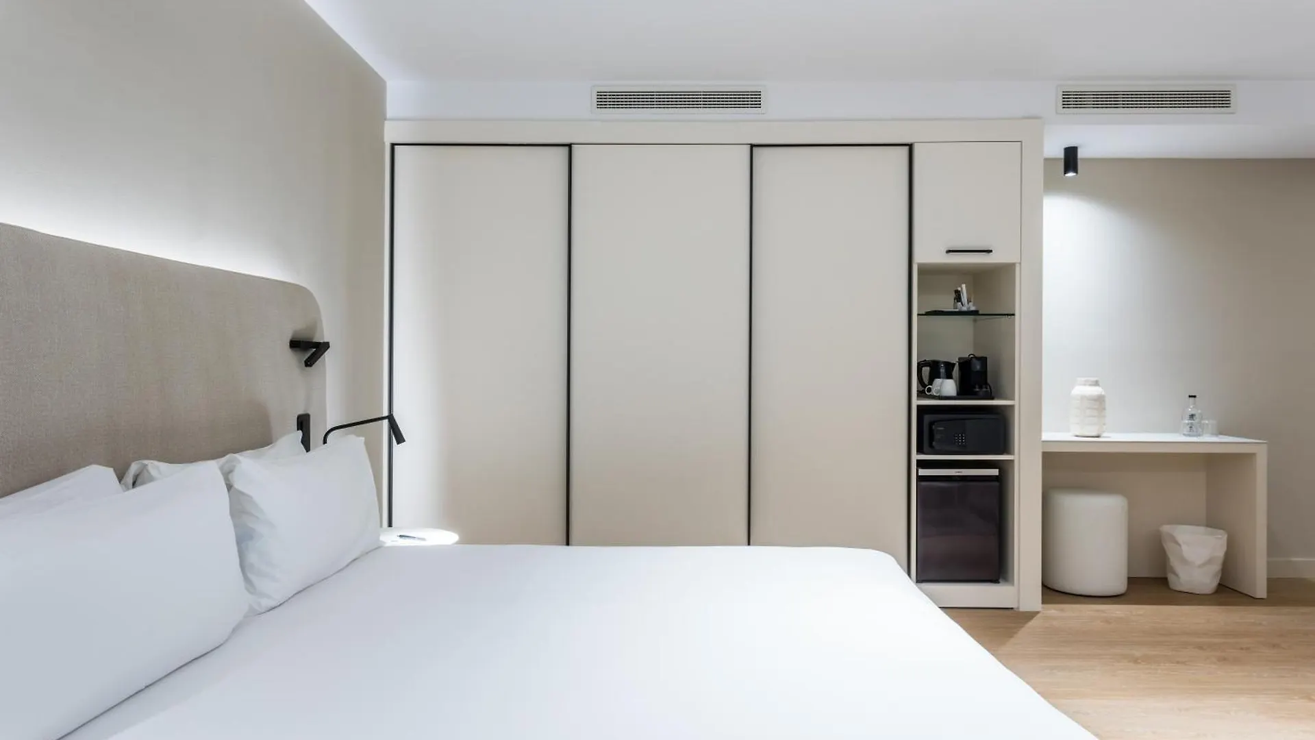 Royal Ramblas Barcelona Hotel